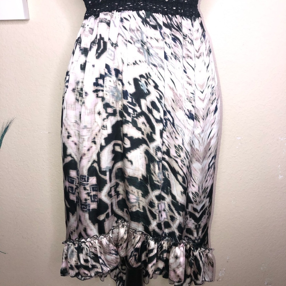 Hazel Empire Waist V Neck Crocheted Lace Trim Pattern Cream & Black Dress Size S - Picture 4 of 7